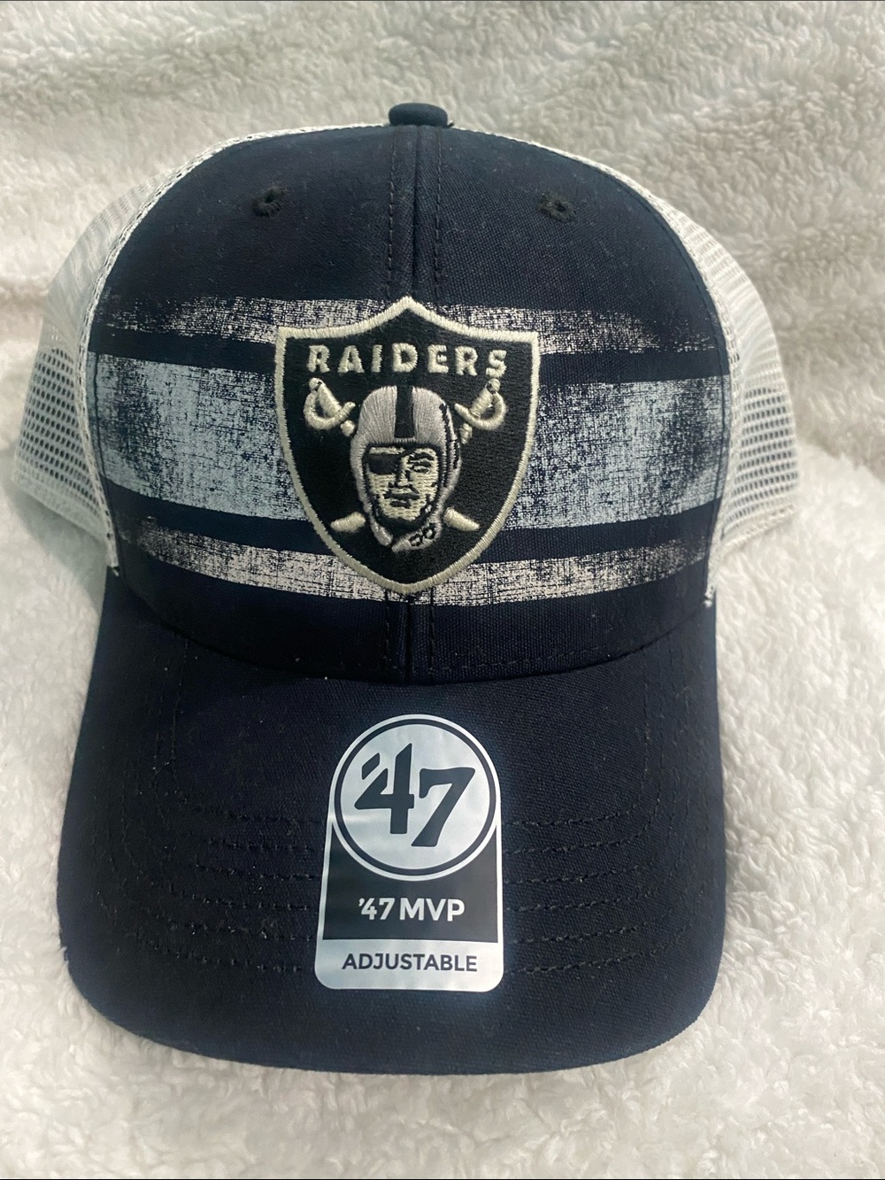 '47 Navy and White Raiders Mesh Trucker Hat
